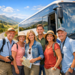 Reisegruppe vor Bus
