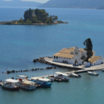 Vlacherna‑Kloster auf Korfu – Wahrzeichen der Insel Vlacherna‑Kloster auf Korfu – Wahrzeichen der Insel